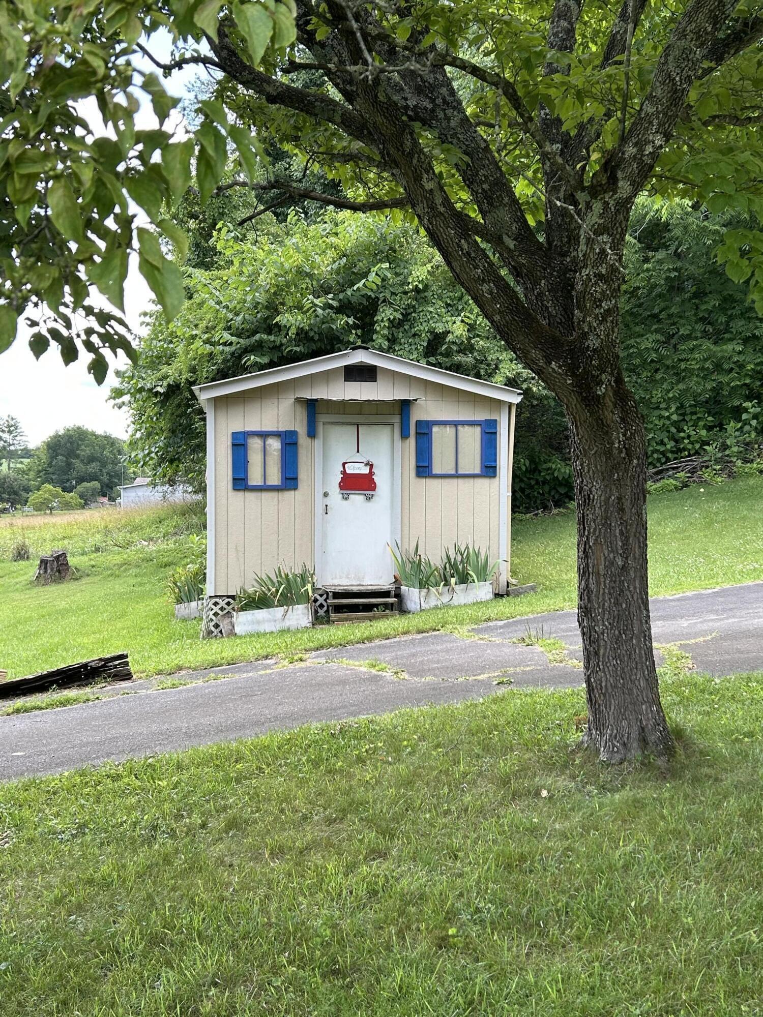 Image 3: IMG_0922