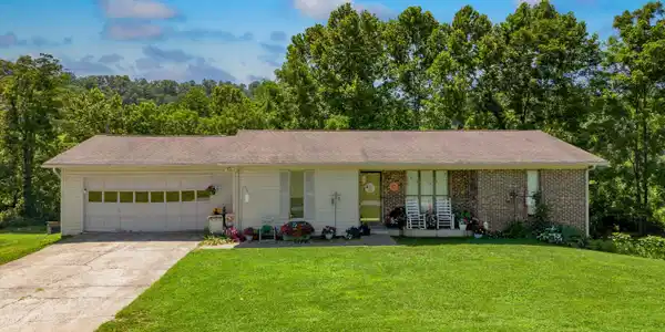 995 War Creek Road