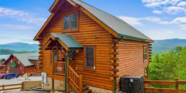 3105 Lakeview Lodge Drive