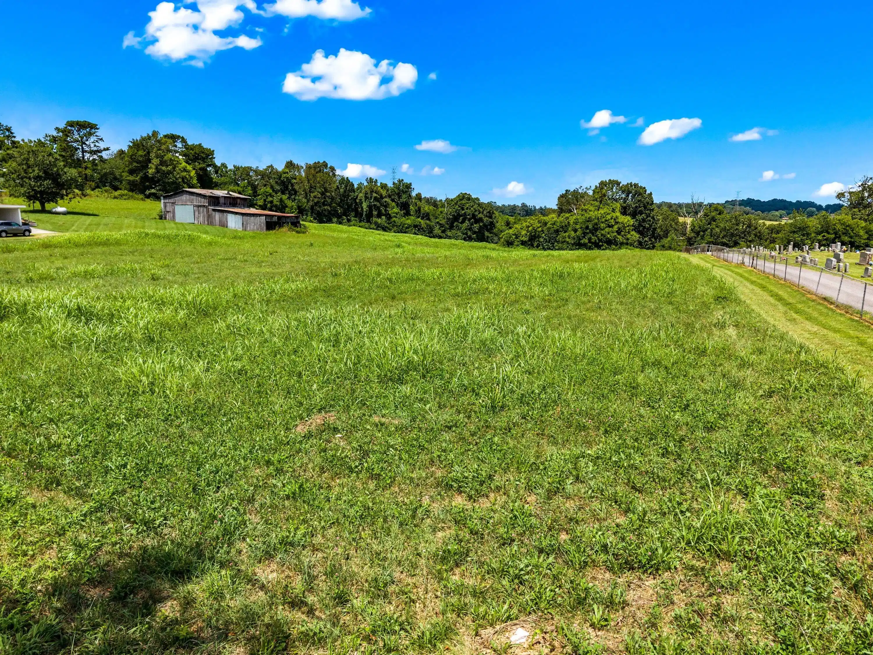 Image 1: 003-6899BeaconLightRoad-Whitesburg-TN-37