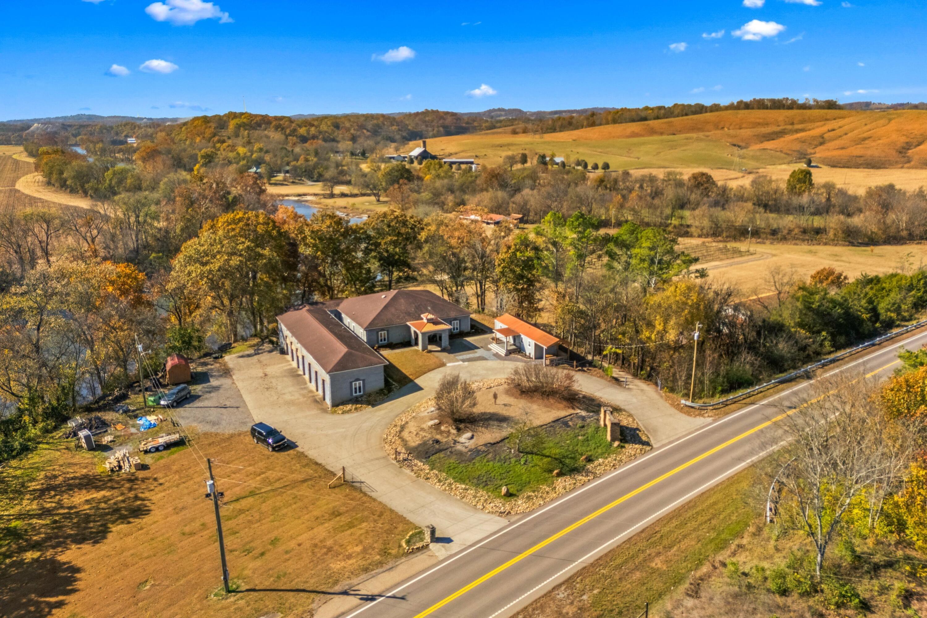 Image 4: 123-6600FishHatcheryRoad-Russellville-TN