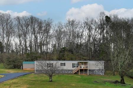 665 W Dumplin Valley Road