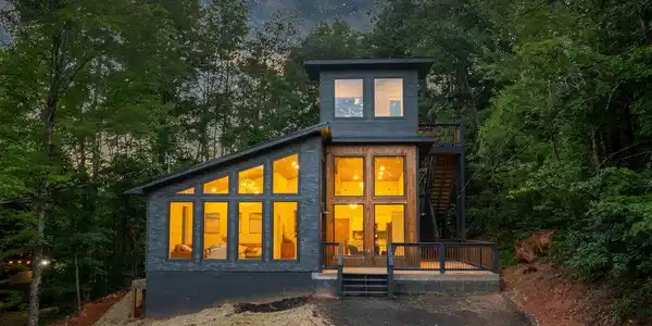 1019 View Dr