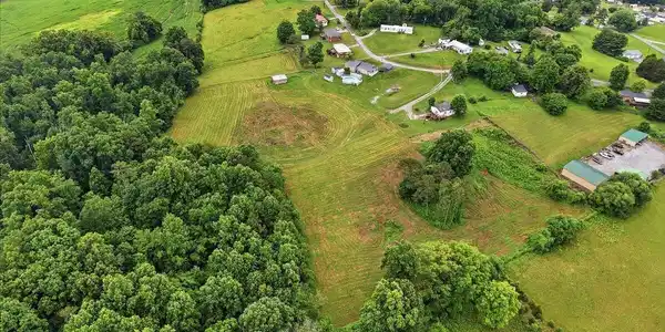 Image 4: 4-1438_Shannons_Little_Mtn_Rd_012