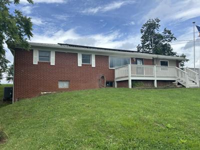 2151 Thomas Drive