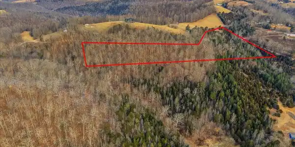 Image 2: 01-Cosby Ridge Rd-15
