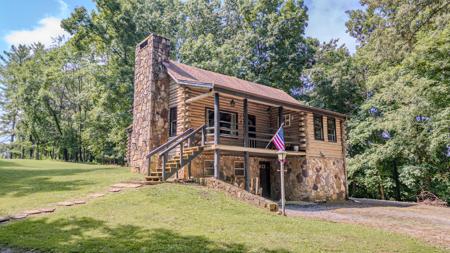 484 Buttermilk Road