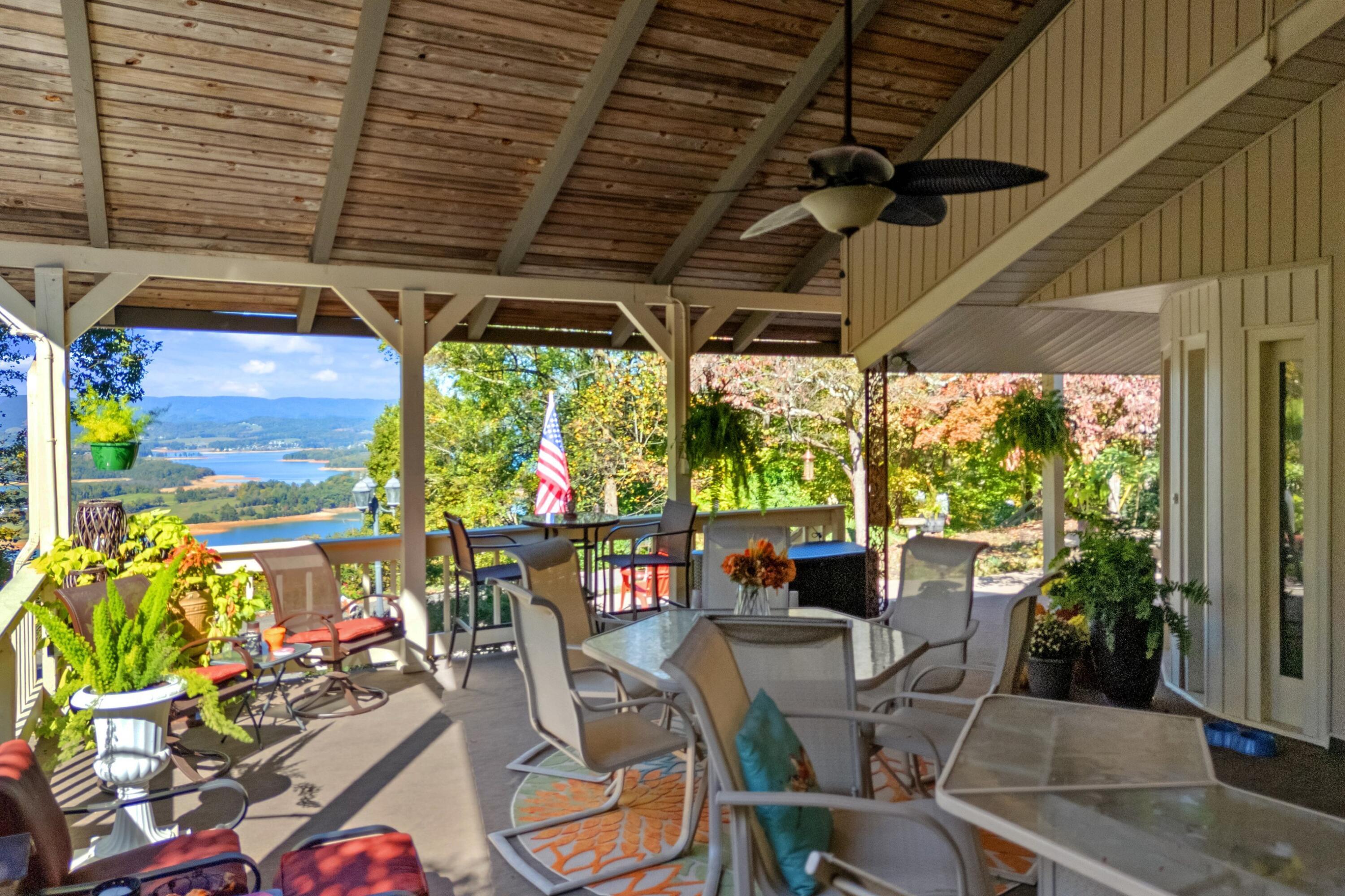 Image 2: 050-1184MimosaDrive-Morristown-TN-37814-