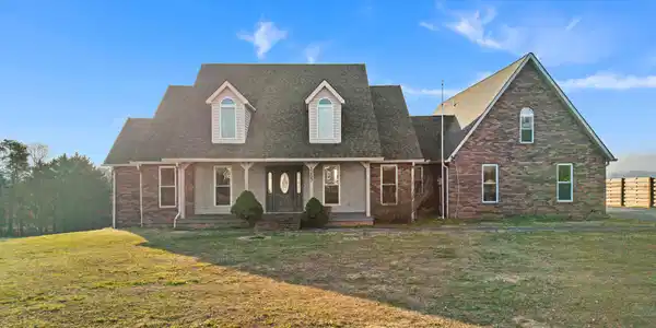 1209 Whaleys Overlook