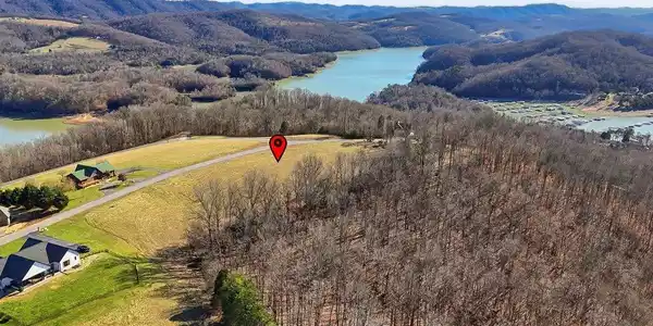 Lot 284 Smokey Quartz Boulevard