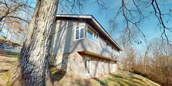 1521 Dougherty Drive