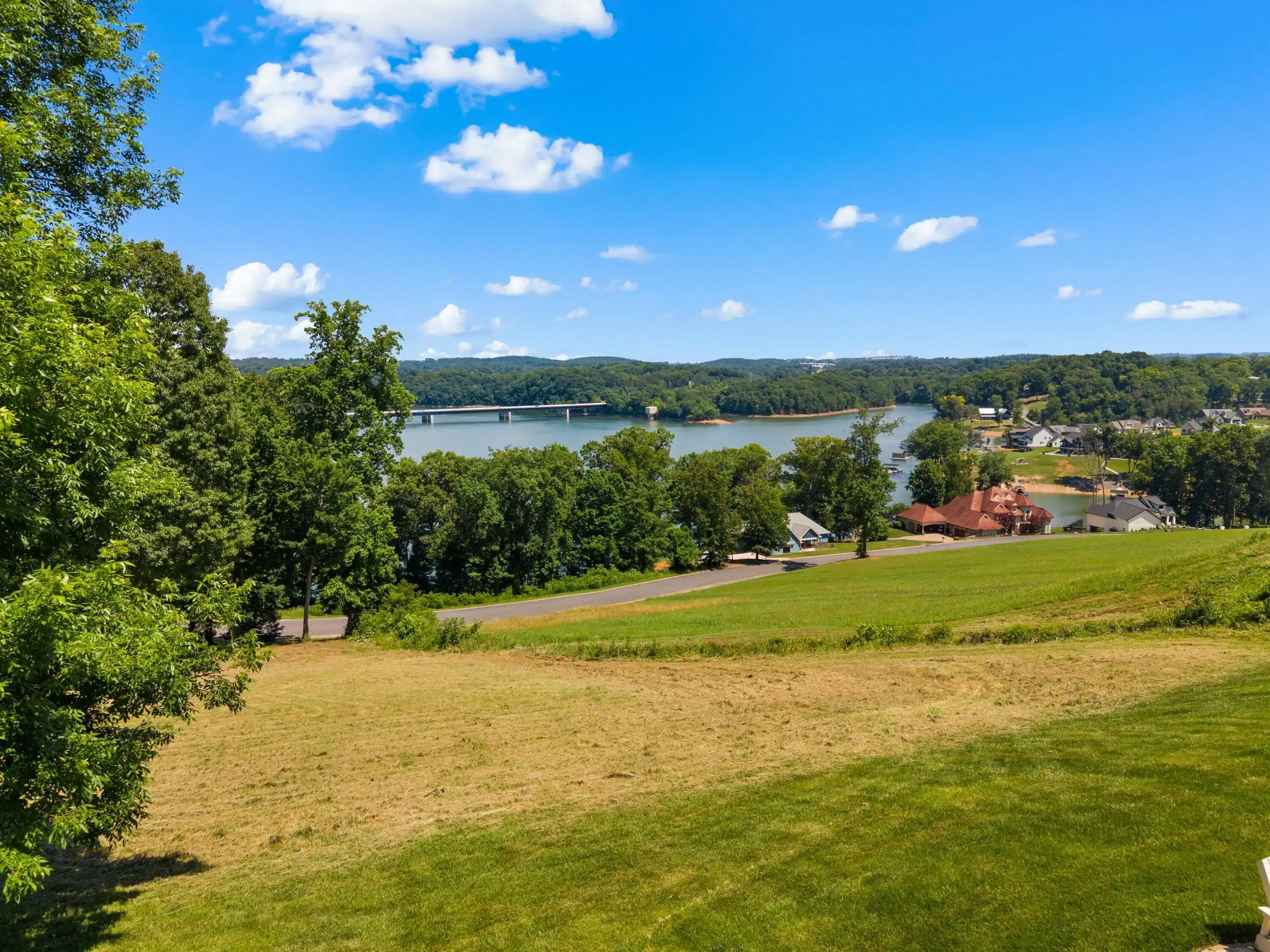 Image 1: estRoad-Morristown-TN-37814-SMALL