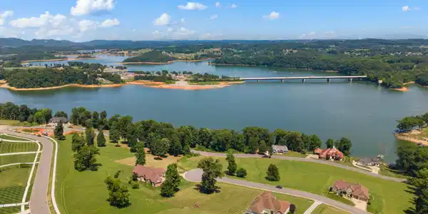 Image 2: 010-2492StarboardCrestRoad-Morristown-TN