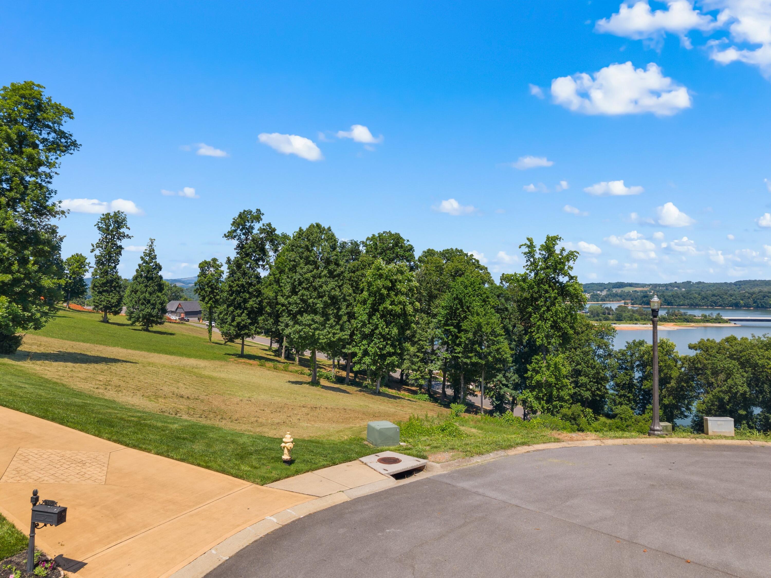 Image 3: 001-2492StarboardCrestRoad-Morristown-TN