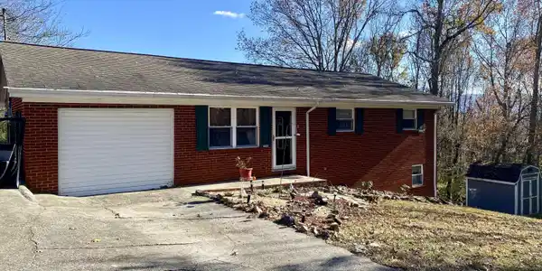 771 Commanche Drive