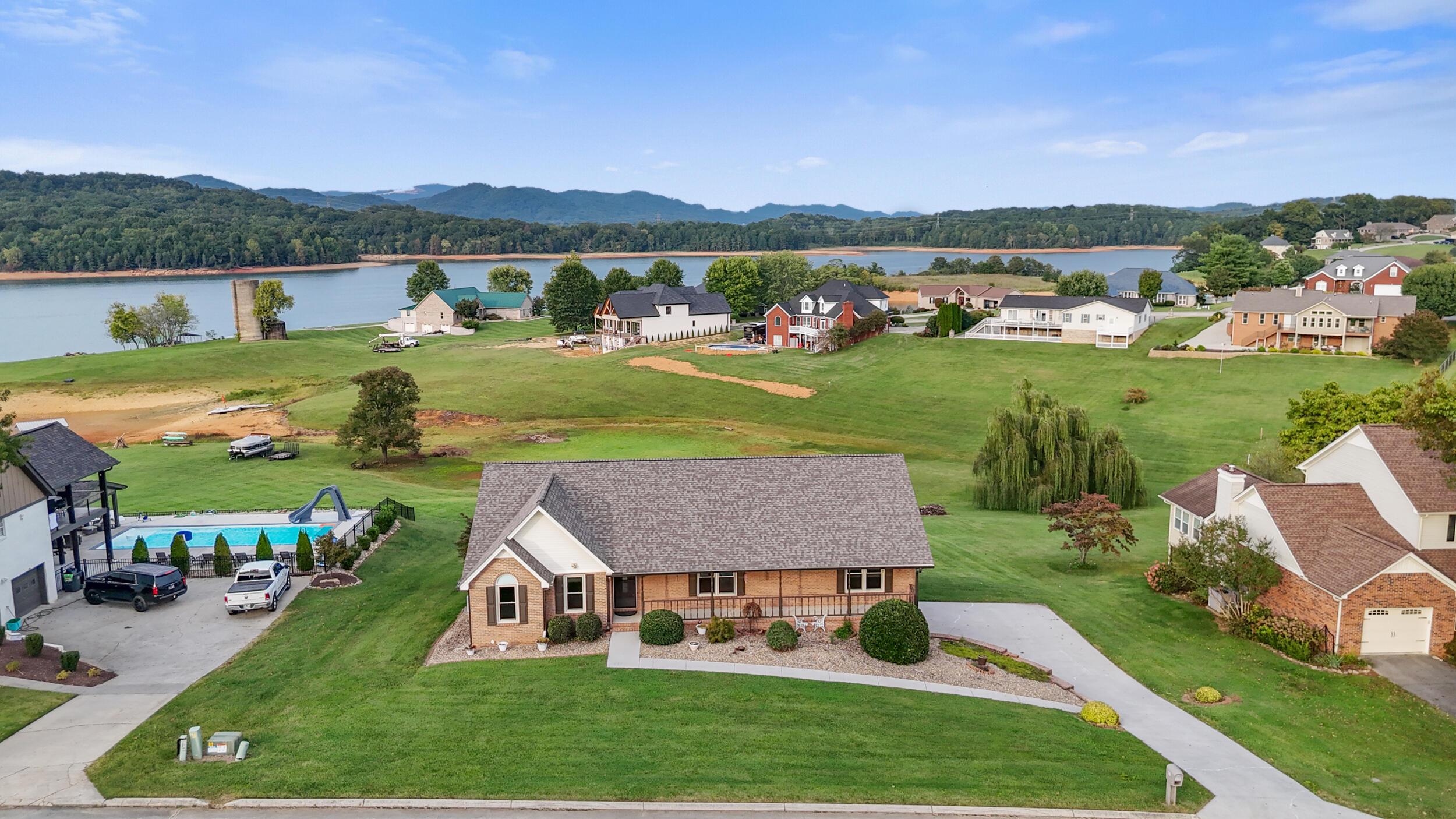 Image 3: 5_dji_20250923182451_0181_d