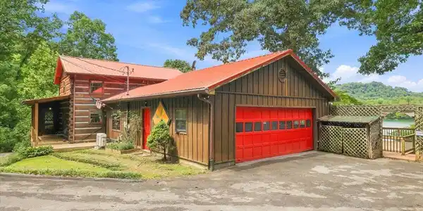 Image 2: 040-2308 N Ridge Dr 40