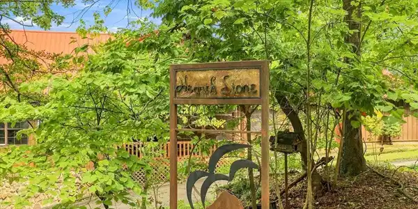 Image 3: 002-2308 N Ridge Dr 2