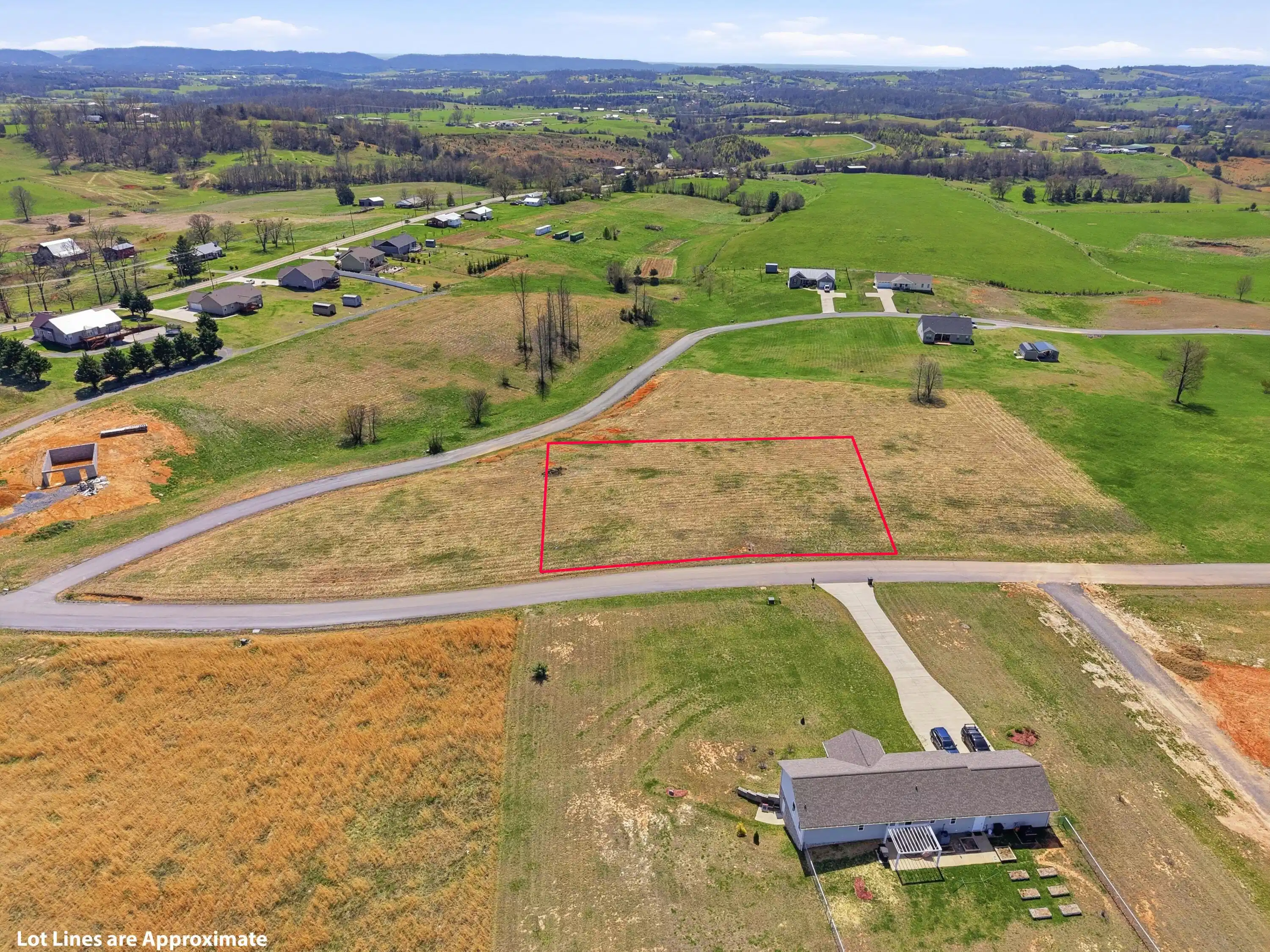 Image 1: Lot 48 Lines