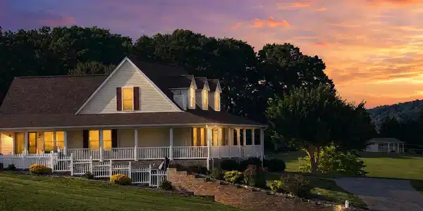 Image 3: Front of Home