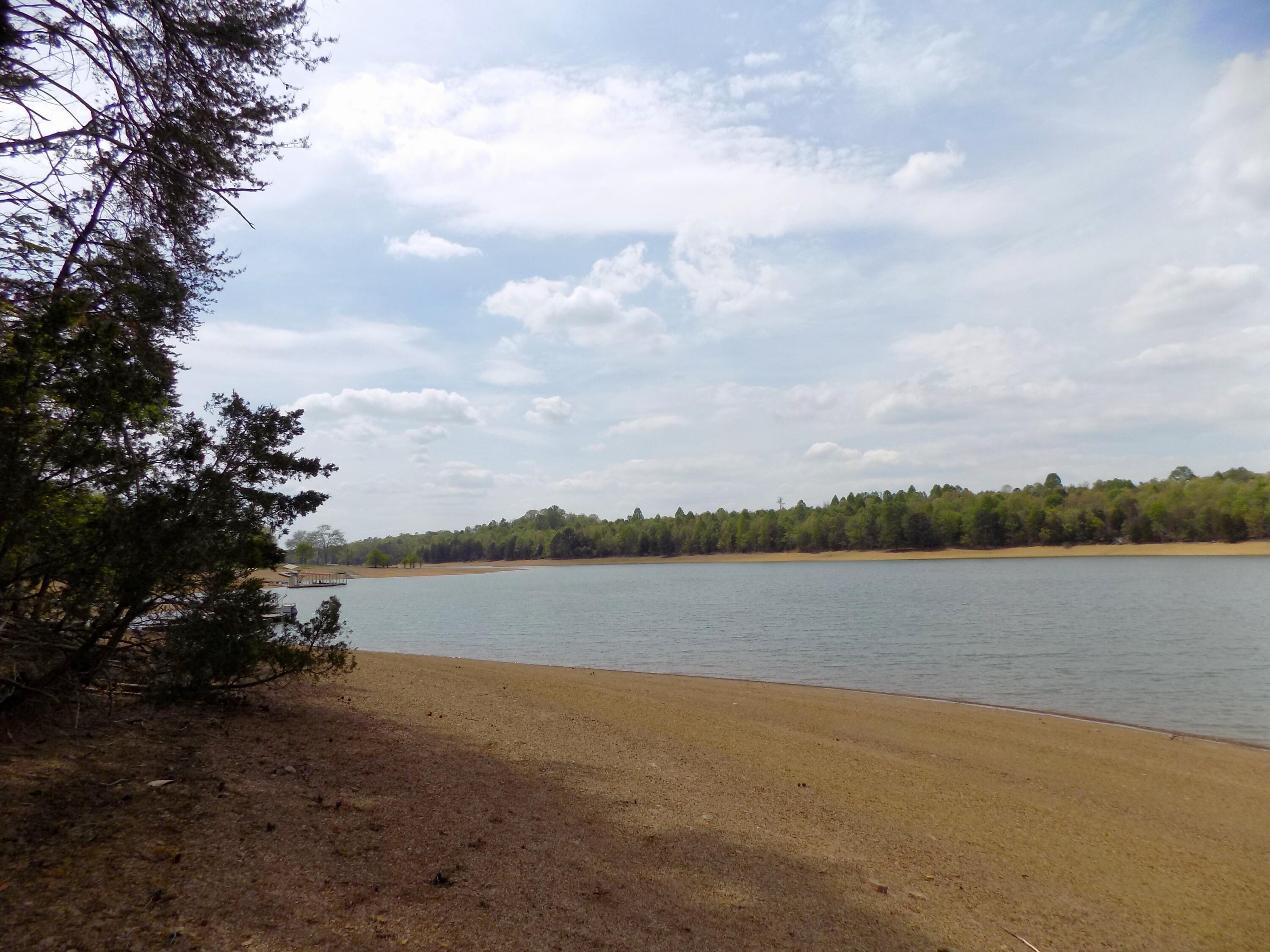 Image 2: Year Round Water