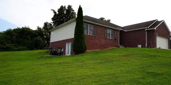 213 Melissa Lane