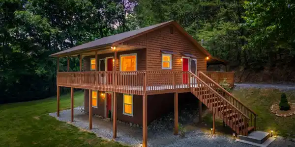 3009 Winding Way