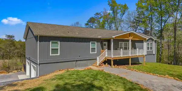 126 Deer Run Way