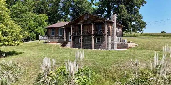 2097 Lindsey Road