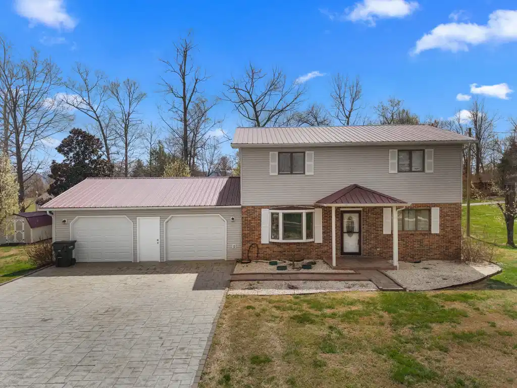 Image 1: 002-1692OldShilohRoad-Greeneville-TN-377