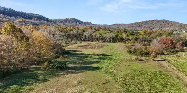 Image 2: Main MLS Picture