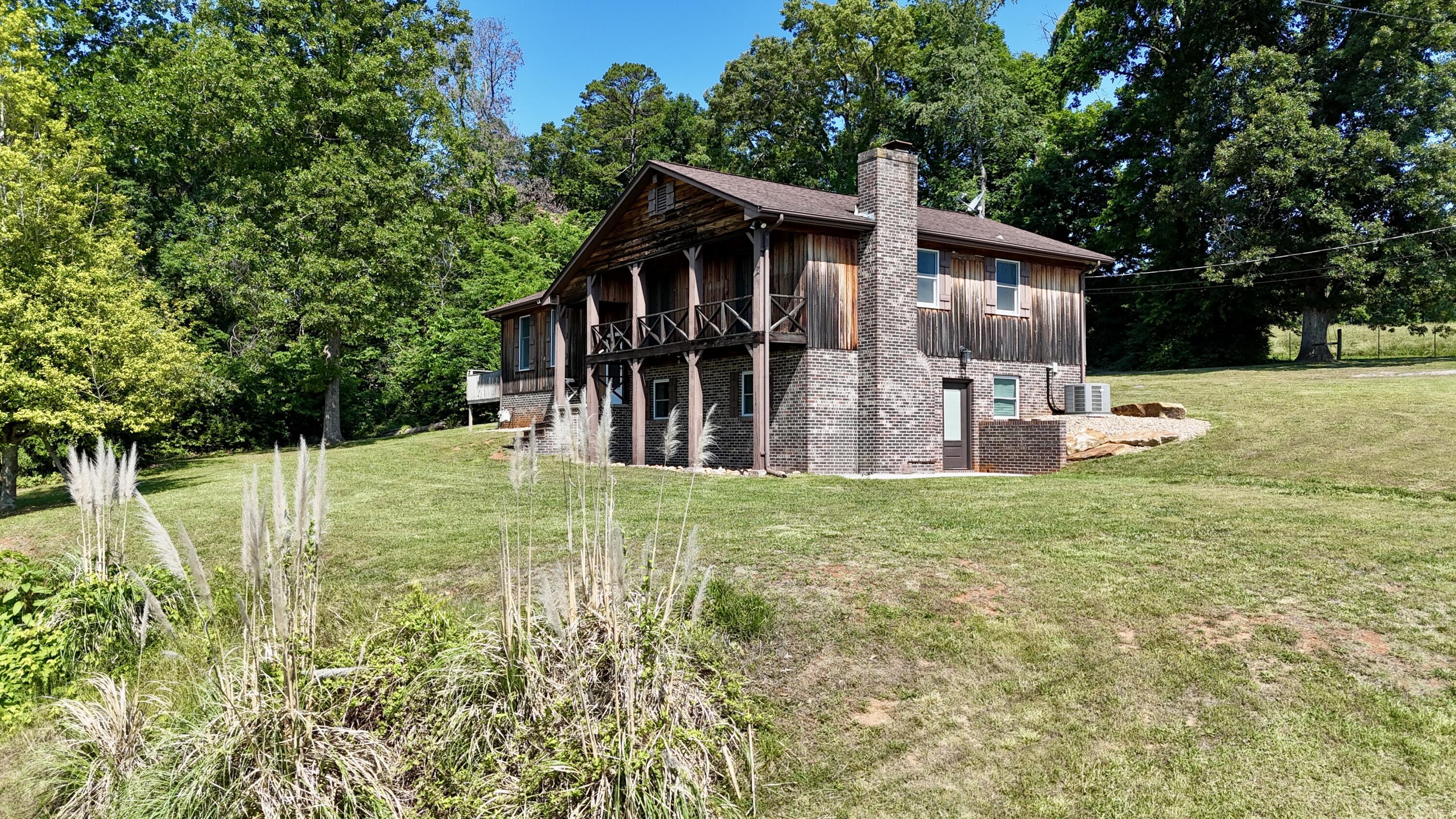 Image 2: 2