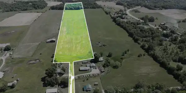Image 2: Tract 2 Lot Lines