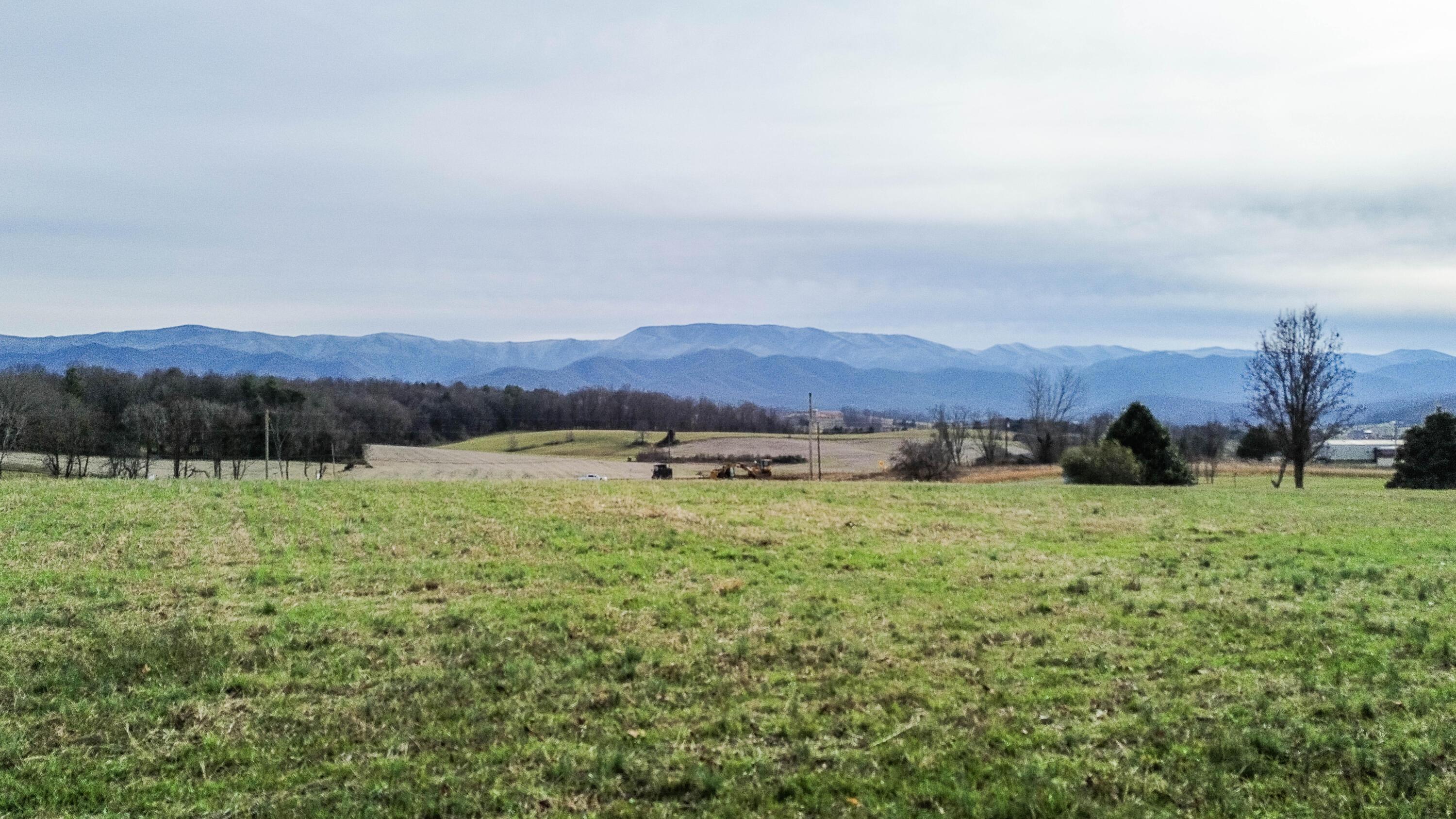 Image 3: Mountain Views