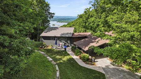 1605 Boatmans Ridge Road