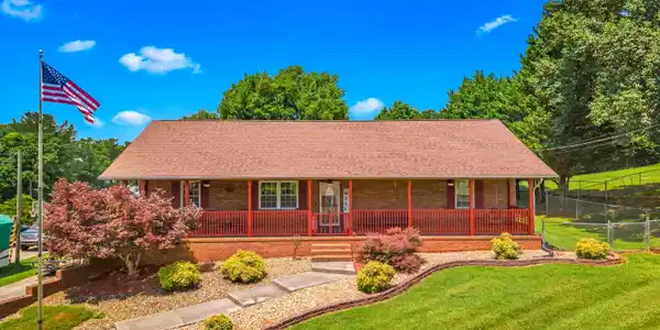 3313 Northwind Drive