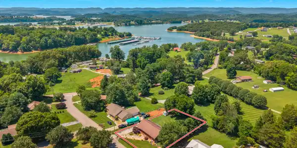 Image 4: 004-3313NorthwindDrive-Morristown-TN-378