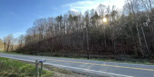 2720 LotF E Hwy 25 70