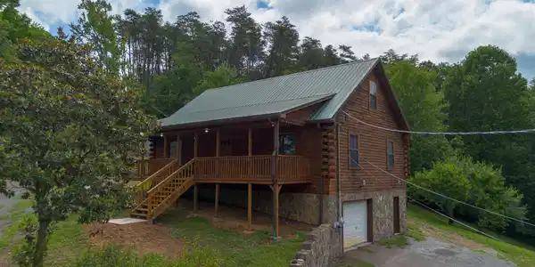 158 Delph Lane
