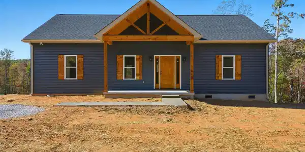 2180 Earley Farm