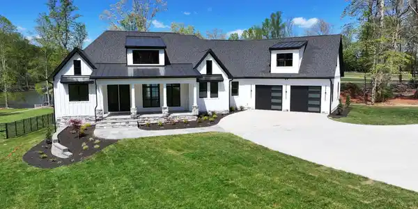 211 Big Cove