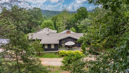 2288 Lexington Tpke