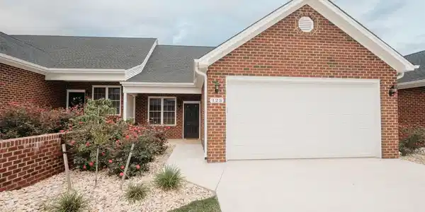 176 Villa Oak