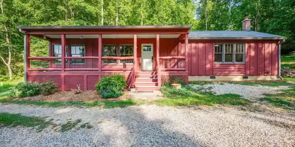 1343 Wares Gap Rd