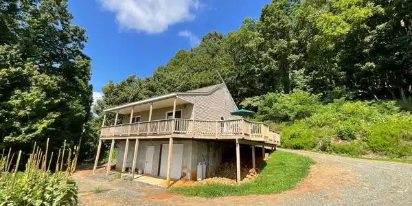 296 Hawks Nest