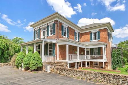 2816 Lowesville