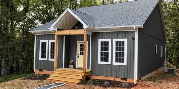 1244 Windsor