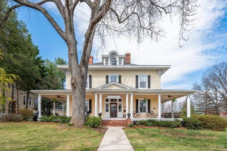 517 Longwood