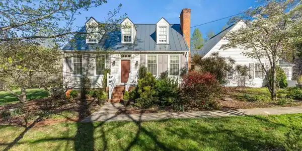 176 Foxcroft