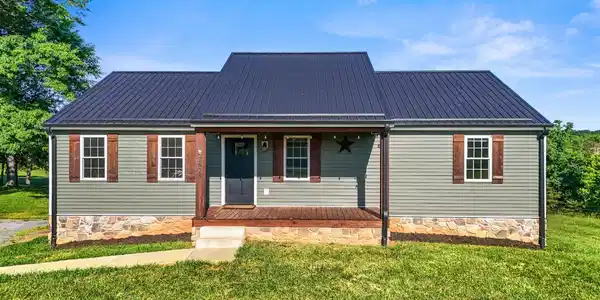 7675 Bear Creek
